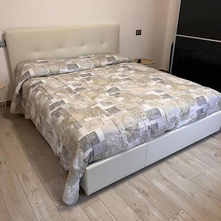 Appartamento Casa Mario Riva del Garda Esterno foto