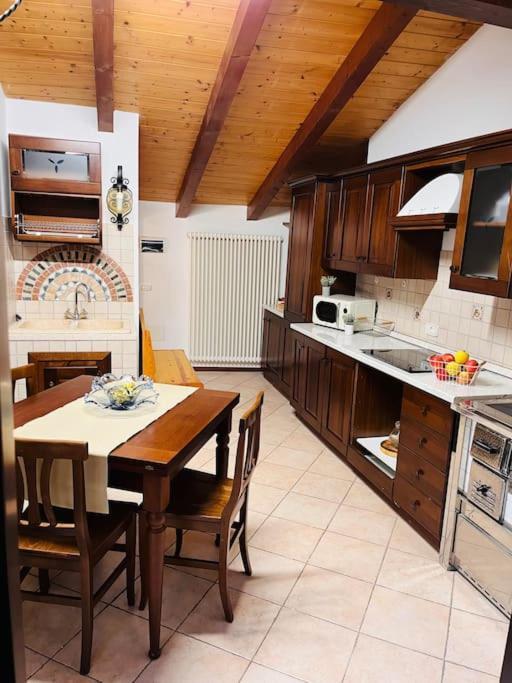 Appartamento Casa Mario Riva del Garda Esterno foto