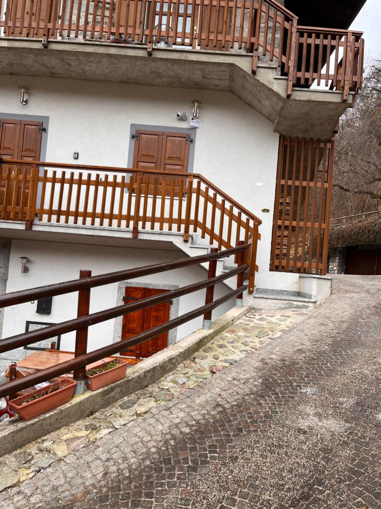 Appartamento Casa Mario Riva del Garda Esterno foto